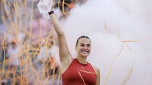 epa11998084 Aryna Sabalenka of Belarus poses with the trophy after winning the Women’s Singles Final match against Jessica Pegula of USA at the Miami Open tennis tournament in Miami, Florida, USA, 29 March 2025.  EPA/CRISTOBAL HERRERA-ULASHKEVICH