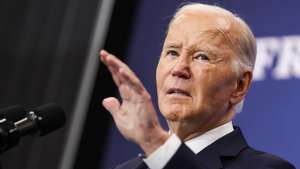 epa11768993 US President Joe Biden delivers remarks at the Brookings Institution in Washington, D.C., USA, 10 December 2024. President Biden is promoting the effects of his 'middle-out, bottom-up' economic policy.  EPA/SAMUEL CORUM / POOL