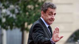 epa09496927 (FILE) - Former French president Nicolas Sarkozy leaves the Elysee palace after a lunch for the visiting leaders and heads of state, following a memorial for French former President Jacques Chirac, in Paris, France, 30 September 2019 (reissued 30 September 2021). A Paris court announced on 30 September 2021, it has found France's former president Nicolas Sarkozy guilty of illegal campaign financing of his unsuccessful 2012 reelection bid. He was not present for the verdict's announcement at the court. The ruling came six months after Sarkozy was handed a one-year prison sentence for corruption in a separate trial.  EPA/CHRISTOPHE PETIT TESSON *** Local Caption *** 56731802