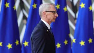 epa11233400 Bulgarian Deputy Prime Minister Nikolai Denkov arrives to attend the European Council meeting in Brussels, Belgium, 21 March 2024. EU leaders are expected to address security and defence, continued support to Ukraine and the situation in the Middle-East as well as the EU's enlargement, external relations, migration, agriculture and the European Semester during a two-day summit.  EPA/OLIVIER MATTHYS