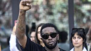 epa10768684 American rapper Sean Combs, AKA Puff Daddy, attends the Soccer Leagues Cup match between Atlanta United FC and Inter Miami CF, in Fort Lauderdale, Florida, USA, 25 July 2023.  EPA/CRISTOBAL HERRERA-ULASHKEVICH