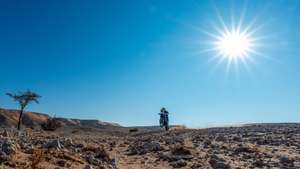epaselect epa11824381 Portuguese motorcyclist Rui Goncalves of Sherco Rally Factory team in action during the ninth stage of the 2025 Dakar Rally from Riyadh to Haradh, Saudi Arabia, 14 January 2025.  EPA/Marie Hessel