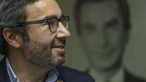 O candidato Jorge Moreira da Silva durante a votação para eleições internas do Partido Social Democrata (PSD) em Vila Nova de Famalicão , 28 Maio 2022. O antigo líder parlamentar do PSD Luís Montenegro e o antigo vice-presidente Jorge Moreira da Silva disputam este sábado a presidência do partido em eleições diretas antecipadas, em que podem votar mais de 44 mil militantes, convocadas após a derrota eleitoral de janeiro. HUGO DELGADO/LUSA