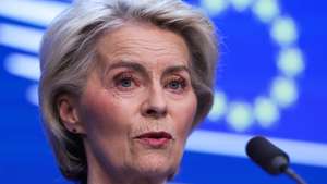 epa13309675 European Commission President Ursula von der Leyen speaks during a final press conference at  the second day of a European Council Summit in Brussels, Belgium, 16 October 2026. EU leaders met with Ukrainian President Zelensky as they focus on continued support for Ukraine, European defence and security, Russia-linked hybrid threats, migration and the situation in the Middle East.  EPA/OLIVIER HOSLET