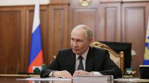 epa12180902 Russian President Vladimir Putin meets with Rostec State Corporation CEO Sergei Chemezov at the Kremlin in Moscow, Russia, 17 June 2025. The production of military equipment by enterprises of the state corporation Rostec has increased dozens of times compared to 2021, said Sergei Chemezov.  EPA/GAVRIIL GRIGOROV / SPUTNIK / KREMLIN POOL MANDATORY CREDIT