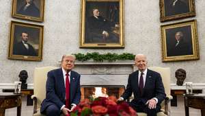 epa11718887 US President Joe Biden (R) and President-elect Donald Trump during a meeting in the Oval Office of the White House in Washington, DC, USA, 13 November 2024. Biden will argue in favor of continued US aid to Ukraine during the transition to President-elect Donald Trump's administration, according to national security advisor Jake Sullivan.  EPA/AL DRAGO / POOL