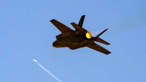 epa12537593 US Air Force's F-35 fighter jet performs a flying display during the Dubai Airshow 2025 at the Dubai World Central (DWC), also known as Al Maktoum International Airport, in Jebel Ali, Dubai, United Arab Emirates, 20 November 2025. The 19th edition of Dubai Airshow runs until 21 November with the participation of around 150 countries and more 1,500 exhibitors, over 200 aircraft in the flying and static display, and 450 speakers in the conferences.  EPA/ALI HAIDER
