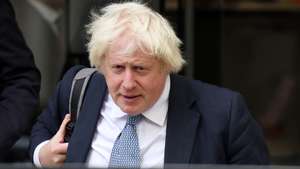 epa12469840 Former British Prime Minister Boris Johnson departs the Covid-19 Inquiry in London, Britain, 21 October 2025. Johnson gave evidence to the Covid Inquiry over his government's plans during the Covid-19 pandemic.  EPA/ANDY RAIN