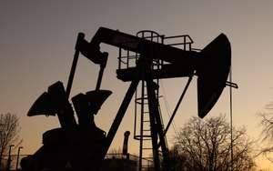 epa09842688 A view of a Crude oil pump in Walsheim near Landau, Germany, 22 March 2022. With a total production of over 4.5 million tons to date, the oil field near Landau is the largest oil field in the Upper Rhine Valley production region.  EPA/RONALD WITTEK