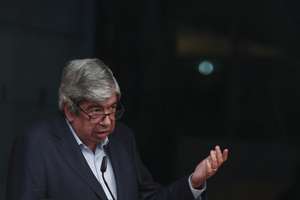 Eduardo Ferro Rodrigues discursa durante a apresentação do seu livro de memórias "Assim vejo a minha vida"  no Centro Cultural de Belém, Lisboa, 23 de outubro de 2023. TIAGO PETINGA/LUSA
