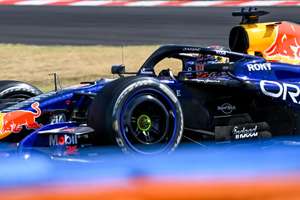 epa13134337 Red Bull driver Max Verstappen of Netherlands in action during the Formula One Hungarian Grand Prix at the Hungaroring circuit in Mogyorod, Hungary, 26 July 2026.  EPA/Zsolt Czegledi HUNGARY OUT