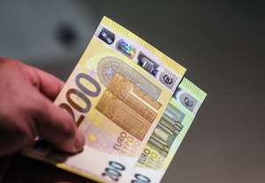 Por sua vez, as aprovações estão em 15.668 milhões de euros, o que corresponde a 71% da dotação