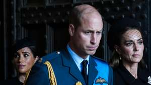 The Coffin Carrying Queen Elizabeth II Is Transferred From Buckingham Palace To The Palace Of Westminster