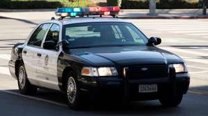 Um carro-patrulha do Departamento da Polícia de Los Angeles