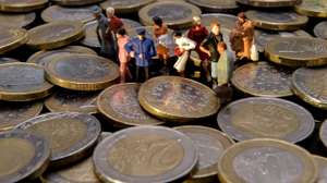 FRANCE-UE-CURRENCY-EURO-FINANCE-ECONOMY
