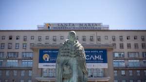 Reportagem sobre a Saúde Mental: Entrevista ao Presidente da Associação de estudantes da Faculdade de Medicina de Lisboa, Duarte Tude Graça, e à Diretora do Gabinete de Apoio ao Estudante, Ana Rita Sobral. Também fotografias da biblioteca da FMUL, a fachada do edífício Egas Moniz e do Hospital Santa Maria, em Lisboa. 6 de Abril de 2023 Hospital Sta. Maria, Lisboa TOMÁS SILVA/OBSERVADOR