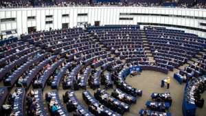 PARLAMENTO EUROPEU (PE): Estado da União: Discurso da Presidente da Comissão Europeia, Ursula von der Leyen a dar início ao debate sobre o Estado da União. Esteve presente durante todo o plenário, Olena Zenlenska, 1ª dama da Ucrânia que entrou no hemiciclo acompanhada de Roberta Metsola, presidente do PE e Ursula von der Leyen. 14 de Setembro de 2022 Parlamento Europeu, Estrasburgo TOMÁS SILVA/OBSERVADOR