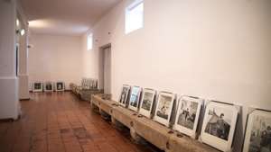 Entrevista a Anabela Becho, curadora da exposição de fotografia de moda “Viver a sua Vida. Georges Dambier e a Moda", que será inaugurada no dia 6 de Maio no museu do Traje, em Lisboa. 27 de Abril 2022 Museu do Traje, Lisboa TOMÁS SILVA/OBSERVADOR