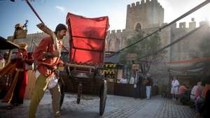 Feira Mediaval de Óbidos: o Observador passou uma tarde do lado de dentro das muralhas de Óbidos, na feira Mediaval que acontece anualmente. 22 de Julho de 2022 Óbidos, Leiria TOMÁS SILVA/OBSERVADOR