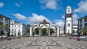 Portugal, Azores, Sao Miguel, Ponta Delgada, Church of San Sebastain and city gate