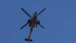 Helicóptero AH-64 Apache da Força Aérea israelita no dia 4 de junho de 2026