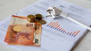The Price Of Electricity Rises Nearly 10% And Stands At 150.50 Euros / Mwh