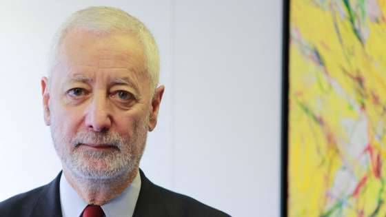 O embaixador da UNESCO e antigo reitor da Universidade de Lisboa, António Sampaio da Nóvoa, discorda do fim das propinas e considera que não se deve "começar pela coisa mais fácil" no debate sobre como reduzir o custo dos estudos no ensino superior e pelo que "dá certa popularidade", Paris, França, 14 de fevereiro de 2019. Com uma carreira de décadas ligada ao ensino superior, o antigo reitor afirma que Portugal ainda "tem um défice de qualificações" e precisa de continuar a investir na expansão e democratização do acesso à universidade, mas não através do fim das propinas. (ACOMPANHA TEXTO DE 15 DE FEVEREIRO DE 2019). NICOLAS TEMPLE / LUSA