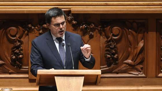 Para o PSD, “há uma necessidade de encontrar soluções imediatas que estanquem esta sangria que está a acontecer”