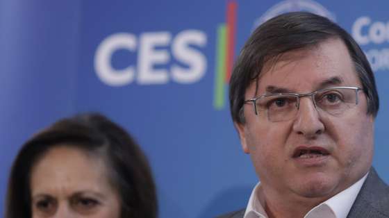Sérgio Monte, da UGT, fala aos jornalistas após  a reunião do Conselho Económico e Social, 24 novembro  2017, em Lisboa.   MANUEL DE ALMEIDA/LUSA