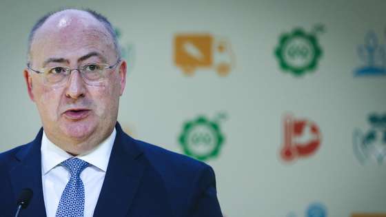 O ministro da Agricultura e Pescas, José Manuel Fernandes, discursa durante a conferência europeia “Grupos Operacionais PEI-AGRI: Inovação na prática”, em Cascais, 07 de maio de 2024. RODRIGO ANTUNES/LUSA