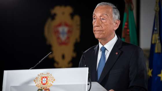O Presidente da República, Marcelo Rebelo de Sousa, fala ao país sobre a renovação do estado de emergência no contexto do combate à covid-19 no Palácio de Belém, Lisboa, 25 de fevereiro de 2021. O período de estado de emergência atualmente em vigor termina às 23:59 da próxima segunda-feira, 01 de março. Esta renovação terá efeitos no período entre 02 e 16 de março. MIGUEL FIGUEIREDO LOPES/PRESIDÊNCIA DA REPÚBLICA/LUSA