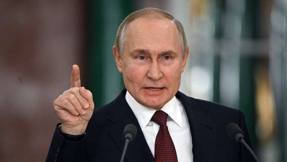 epa10376594 Russian President Vladimir Putin attends a news conference following a meeting of the State Council on implementing the youth policy in current conditions, at the Kremlin in Moscow, Russia, 22 December 2022.  EPA/SERGEY GUNEEVSPUTNIK/KREMLIN / POOL MANDATORY CREDIT