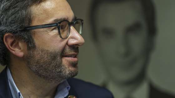 O candidato Jorge Moreira da Silva durante a votação para eleições internas do Partido Social Democrata (PSD) em Vila Nova de Famalicão , 28 Maio 2022. O antigo líder parlamentar do PSD Luís Montenegro e o antigo vice-presidente Jorge Moreira da Silva disputam este sábado a presidência do partido em eleições diretas antecipadas, em que podem votar mais de 44 mil militantes, convocadas após a derrota eleitoral de janeiro. HUGO DELGADO/LUSA