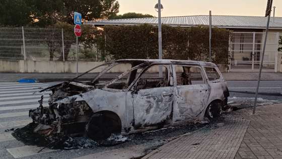 carro carbonizado, Casal da Mira
