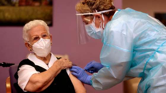 SPAIN-HEALTH-VIRUS-VACCINE