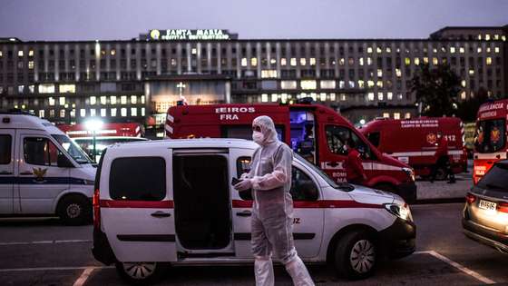 TOPSHOT-PORTUGAL-HEALTH-VIRUS-HOSPITAL
