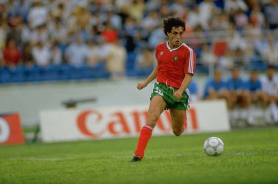 3 Jun 1986: Paulo Futre of Portugal in action during the World Cup match against England at the Technologico Stadium in Monterrey, Mexico. Portugal won the match 1-0. Mandatory Credit: David Cannon/Allsport