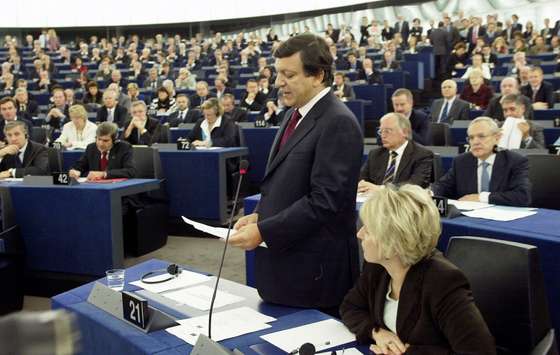 Strasbourg, FRANCE:  European Commission chief Jose Manuel Barroso speaks 27 October 2004 at the European Parliament in Strasbourg. Incoming EU Commission chief Jose Manuel Barroso today withdrew his proposed EU executive team in the face of a veto threat, backing down in a high-stakes standoff with the European Parliament.            AFP PHOTO GERARD CERLES  (Photo credit should read GERARD CERLES/AFP/Getty Images)