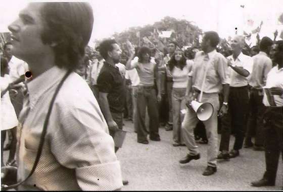 ManifestaÃ§Ã£o a Almeida Santos quando ele visita DÃ­li, em 1974