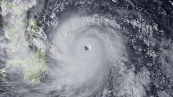 Super Typhoon Haiyan Bears Down On Philippines