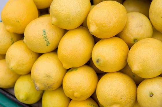 Lemons are offered for sale at Eastern Market on Capitol Hill in Washington, DC, on June 27, 2008. According to a survey released on June 26, nearly a quarter of Americans are cutting back their spending on food and healthcare thanks to rising fuel prices. AFP PHOTO/SAUL LOEB (Photo credit should read SAUL LOEB/AFP/Getty Images)