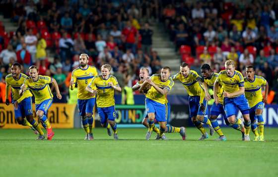 PRAGUE, CZECH REPUBLIC - JUNE 30: The team of Sweden celebrates after winning the UEFA European Under-21 final match between Sweden and Portugal at Eden Stadium on June 30, 2015 in Prague, Czech Republic.  (Photo by Martin Rose/Getty Images)