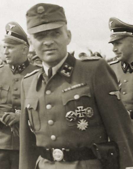 SS-Sturmbannf&Atilde;&frac14;hrer_Rudolf_H&Atilde;&para;&Atilde;