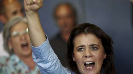 Economia, Neg&Atilde;&sup3;cios e Finan&Atilde;&sect;as, Pol&Atilde;&shy;tica, Partidos e movimentos, Pobreza