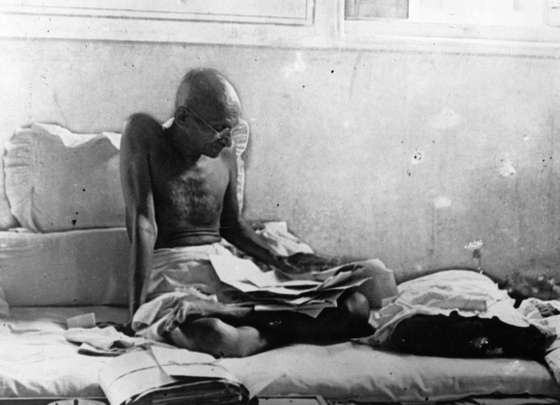 Indian statesman Mahatma Gandhi (Mohandas Karamchand Gandhi, 1969 - 1948) fasts in protest against British rule after his release from prison in Poona, India. (Photo by Keystone/Getty Images)