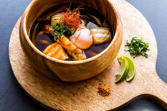 Ramen com ovo a baixa temperatura