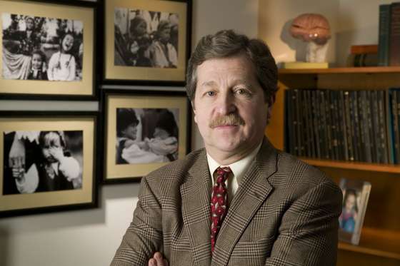 Charles Nelson &Atilde;&copy; professor na Universidade de Harvard