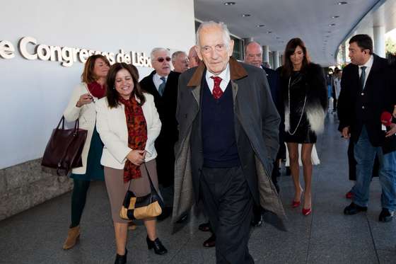 90.&Acirc;&ordm; Anivers&Atilde;&iexcl;rio de M&Atilde;&iexcl;rio Soares assinalado com almo&Atilde;&sect;o