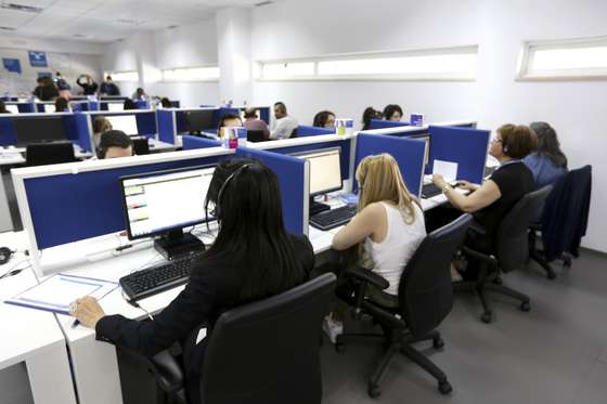 O &acirc;call center&acirc; que a Altice (dona da PT) inaugurou, em maio de 2015, em Vieira do Minho &acirc; a terra natal de Armando Pereira, um dos acionistas da empresa francesa. Come&Atilde;&sect;ou por empregar 48 pessoas, mas espera vir a empregar 150. (Paulo Jorge Magalh&Atilde;&pound;es/Global Imagens)