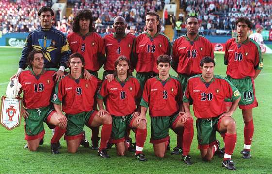 UNITED KINGDOM - JUNE 09: EURO 1996 DEN - POR 1:1 Sheffield; Team PORTUGAL (Photo by Bongarts/Getty Images)